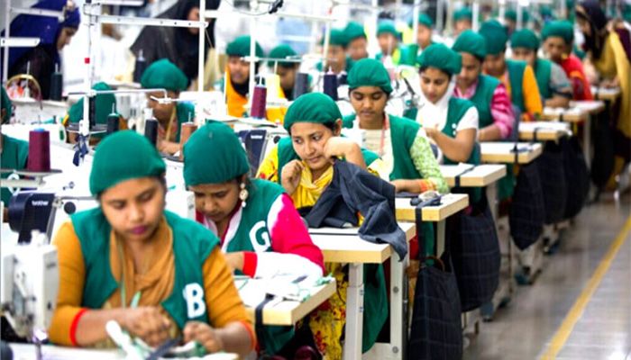 পোশাকশিল্পে ৯ শতাংশ মজুরি বাড়ানোর সুপারিশ  
