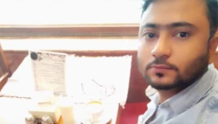 ঘরে খাবার নেই, ওষুধও কিনতে পারছেন না আরিফুল