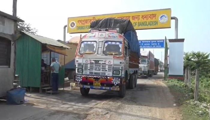 বেনাপোল দিয়ে আমদানি-রপ্তানি-যাত্রী পারাপার স্বাভাবিক 