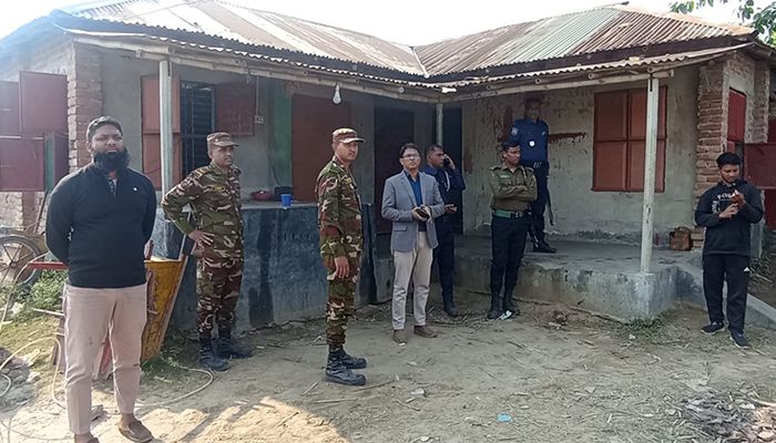 সংবাদ প্রকাশের পর অবৈধ ইটভাটায় অভিযান, ৫ লাখ টাকা জরিমানা