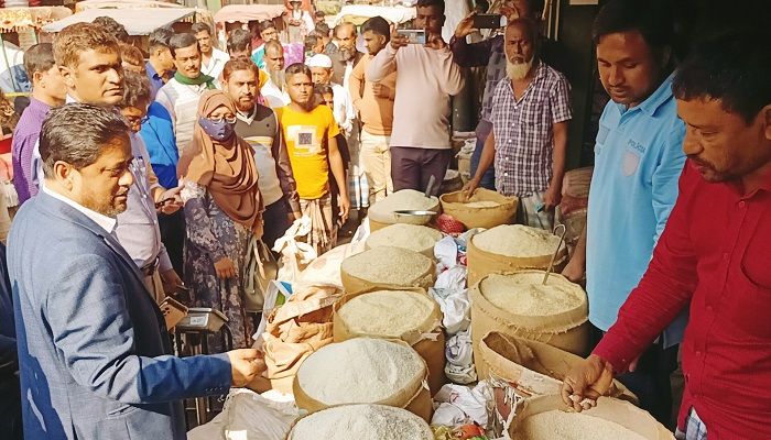 শেরপুরে বাজার মনিটরিংয়ে টাস্কফোর্সের বিশেষ অভিযান
