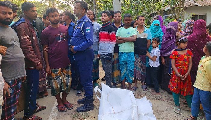 ঝিনাইদহে ট্রলির সঙ্গে মোটরসাইকেলের সংঘর্ষে নিহত ১