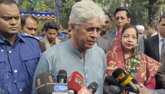 গ্যাস সংকট কাটলে সারের ঘাটতি থাকবে না: শিল্প উপদেষ্টা