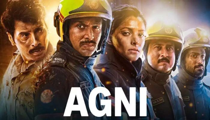 দমকলকর্মীদের গল্পে ওটিটিতে ‘অগ্নি’