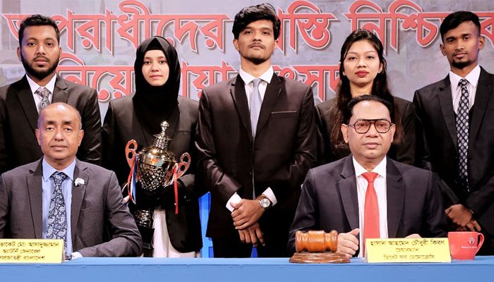 নির্বাচনে অংশ নিতে পারবেন খালেদা জিয়া ও তারেক রহমান