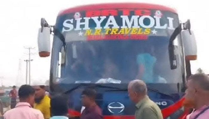 হামলা নয়, দুর্ঘটনার কবলে আগরতলা-ঢাকা বাস
