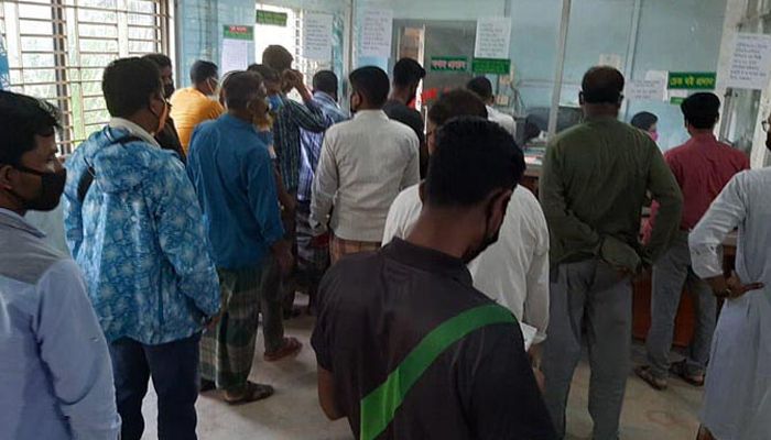 ব্যাংক হলিডে আজ, শেয়ারবাজারেও লেনদেন বন্ধ 