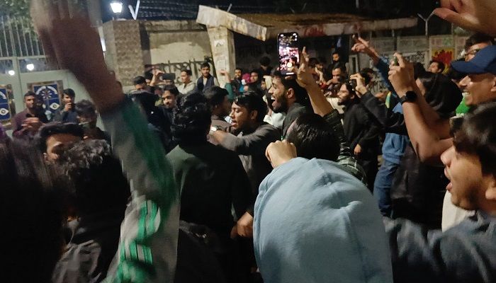 ঢাবি ক্যাম্পাসে সন্ধ্যার পর মাইক বাজানো নিষিদ্ধ
