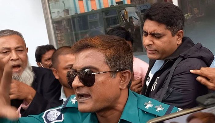 সাংবাদিকদের সঙ্গে দুর্ব্যবহারের জেরে এসআই ফয়সালকে প্রত্যাহার