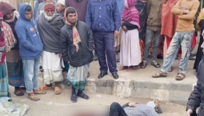 গাজীপুরে প্রকাশ্যে ধাওয়া করে কুপিয়ে হত্যা 