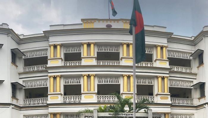 ভারতীয়দের জন্য ভিসা সীমিত করল বাংলাদেশ  