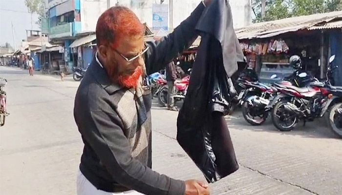 ‘মুজিব কোটে’ আগুন দিয়ে দল ছাড়লেন আ.লীগ নেতা 
