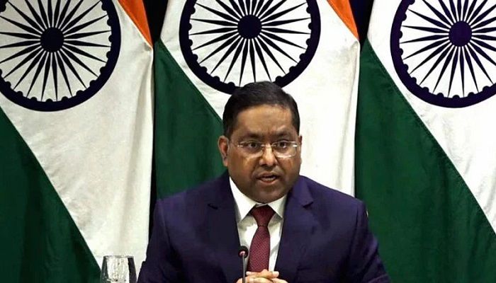 উপদেষ্টা মাহফুজের ফেসবুক পোস্টের প্রতিক্রিয়ায় যা বলল ভারত