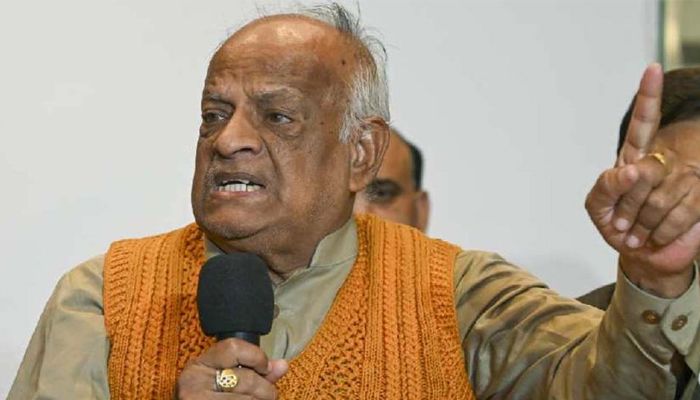 ভারতের ইসকন মন্দিরে বৈঠক করলেন চিন্ময়ের আইনজীবী 