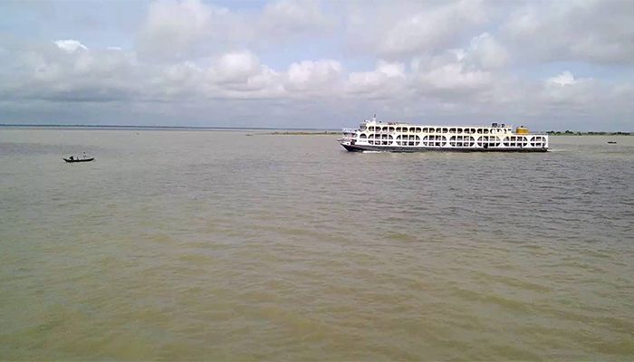 কীর্তনখোলায় স্পিডবোট-ট্রলার সংঘর্ষে আহত যাত্রীর মৃত্যু