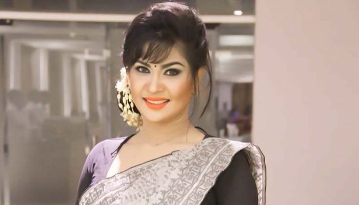 সাবেক স্বামীর প্রসঙ্গে মুখ খুললেন সিমলা