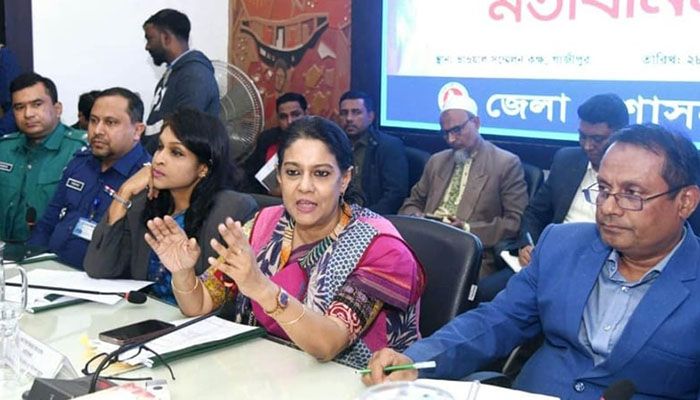 দখলদাররা যত প্রভাবশালীই হোক না কেন, ব্যবস্থা নেওয়া হবে: উপদেষ্টা রিজওয়ানা