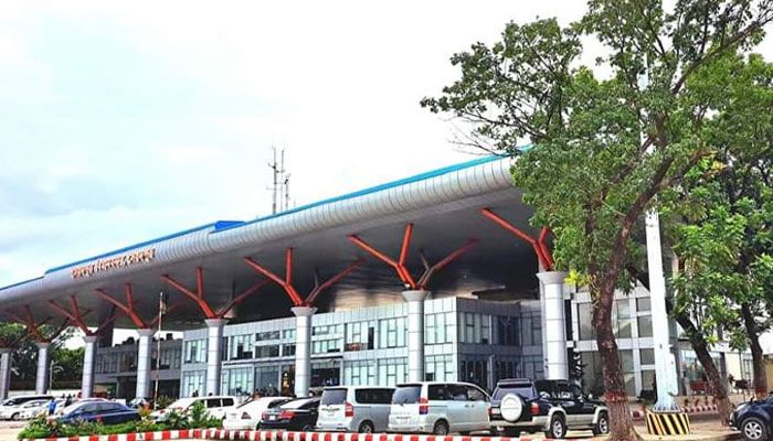 ঘন কুয়াশায় সৈয়দপুরে নামতে পারেনি উড়োজাহাজ, শতাধিক যাত্রী আটকা 