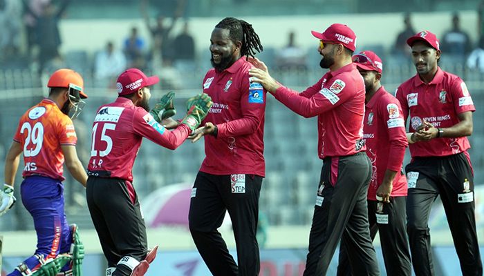 মাহমুদউল্লাহ-ফাহিমের ঝড়ে রাজশাহীকে হারাল বরিশাল 