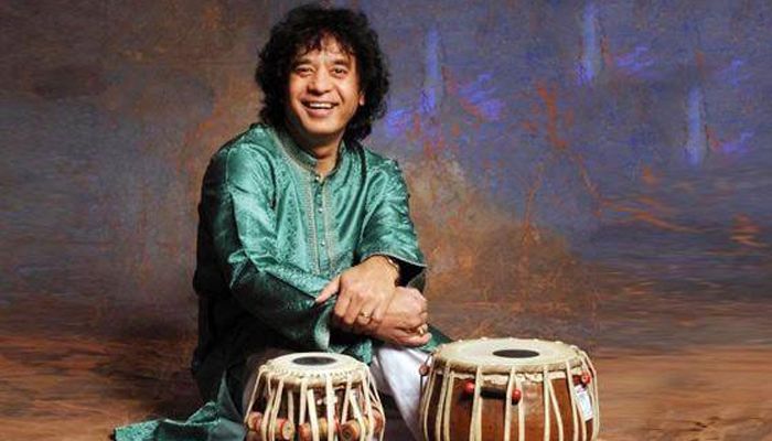 তবলা রেখেই চলে গেলেন ওস্তাদ জাকির হোসেন 