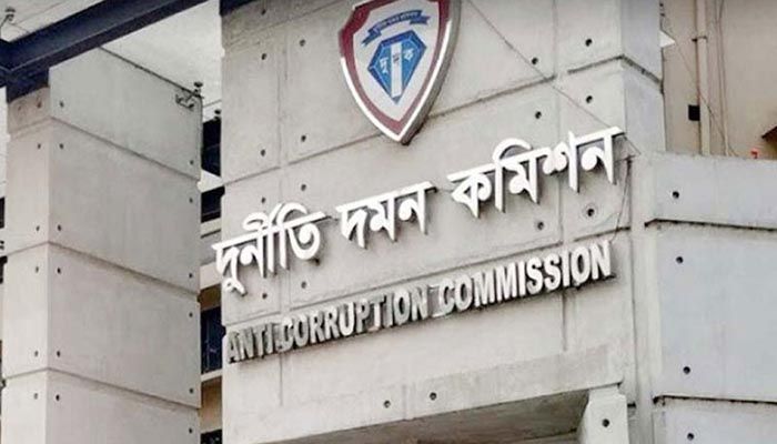 স্ত্রী-সন্তানসহ সাবেক পাঁচ এমপির বিদেশযাত্রায় নিষেধাজ্ঞা