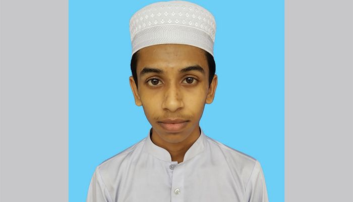 ট্রেনের ধাক্কায় মাদ্রাসা ছাত্র নিহত