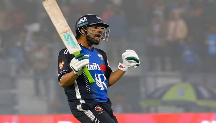 রংপুরকে জয় এনে দিয়ে সোহানের উদ্‌যপান। ছবি: ফেসবুক
