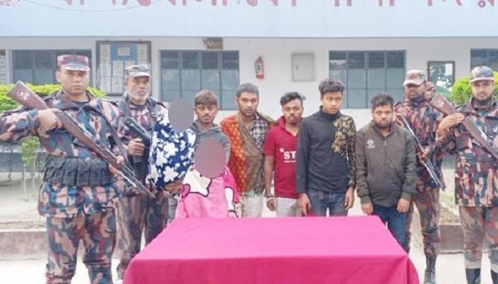 ভারত থেকে অনুপ্রবেশের সময় বেনাপোল সীমান্তে আটক ৭