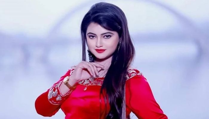  ‘সুগার মাম্মি’ হতে চান সুবাহ