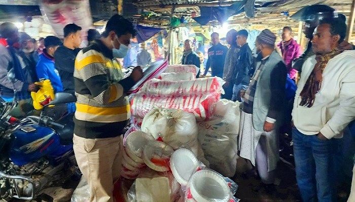 কালীগঞ্জে ৩ ব্যবসাপ্রতিষ্ঠানে জরিমানা