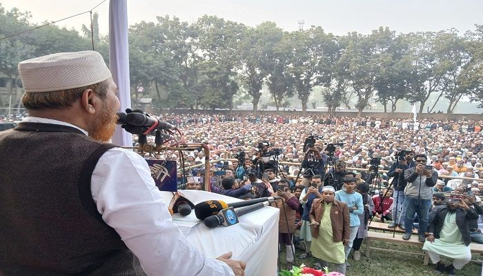 ‘দেশ নিয়ে কাউকে খেলতে দেব না’