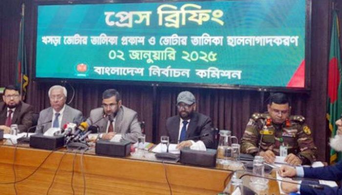 ভোটারের বয়স ১৭ করার প্রস্তাবকে ‘ব্যক্তিগত মত ’ বললেন ইসি 