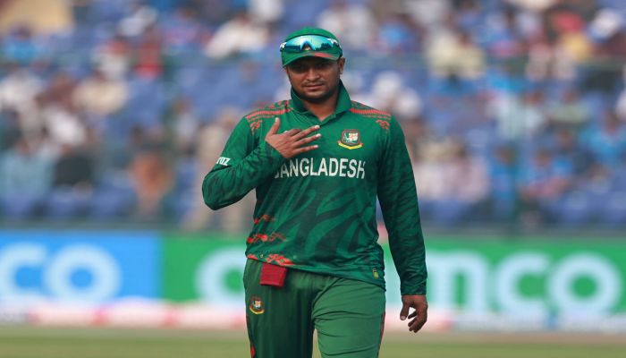 দ্বিতীয় পরীক্ষাতেও ফেল সাকিব, বোলিংয়ে নিষেধাজ্ঞা থাকছে