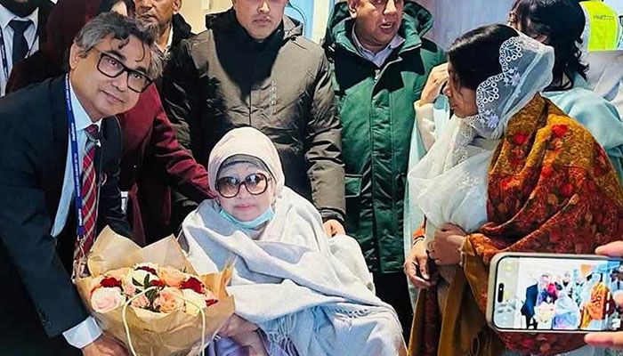 লন্ডন পৌঁছেছেন খালেদা জিয়া