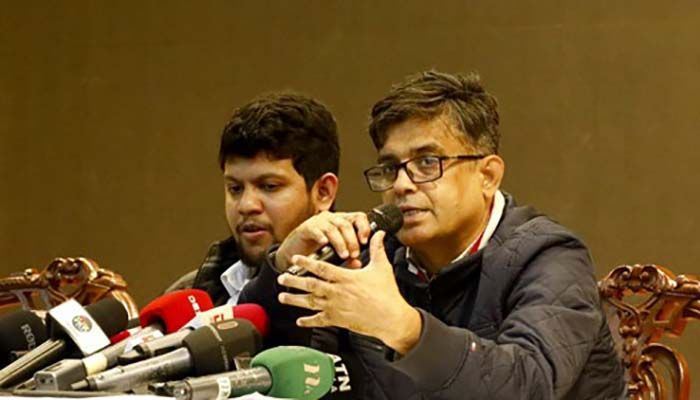 ব্রিফিংয়ে কথা বলছেন প্রধান উপদেষ্টার প্রেস সচিব শফিকুল আলম। ছবি: সংগৃহীত