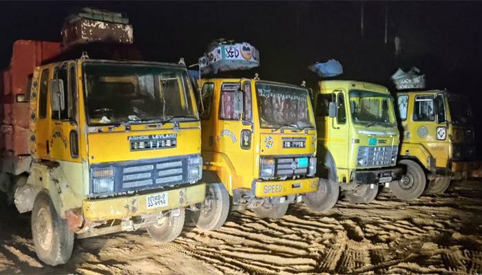 ইজারা বহির্ভূতভাবে শেরপুর সীমান্তে বালু উত্তোলনের মহোৎসব