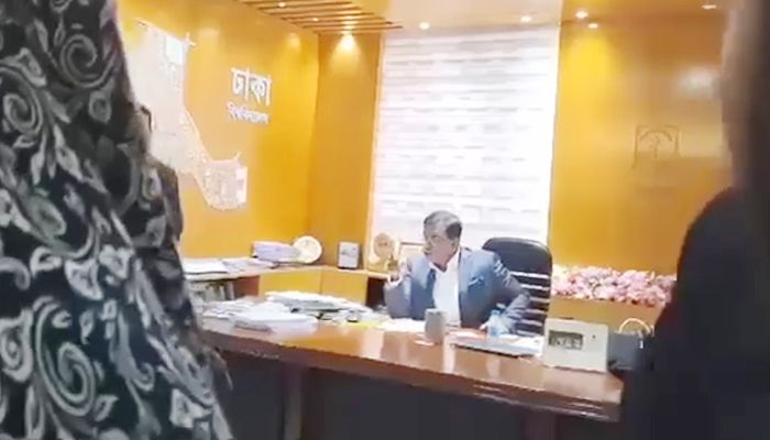সাত কলেজ ইস্যুতে জরুরি বৈঠক ডাকল ঢাবি