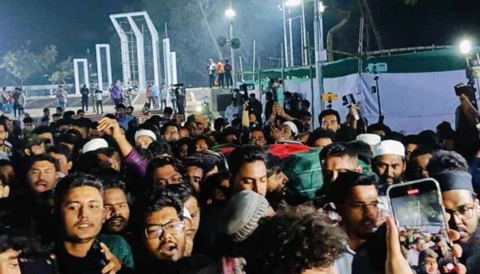 আ. লীগের বিচার ও নিষিদ্ধের দাবিতে ছাত্র-জনতার কফিন মিছিল