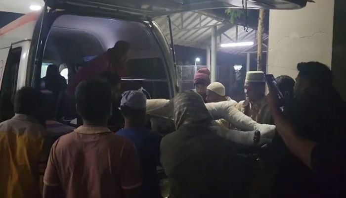 সাভারে গ্যাস লিকেজ থেকে বিস্ফোরণ। ছবি: সংগৃহীত