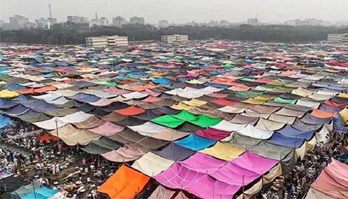 তুরাগতীরে চলছে দ্বিতীয় ধাপের ইজতেমা