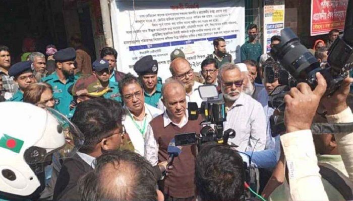 গাজীপুরে শিক্ষার্থীদের ওপর হামলার বিচার হবে: স্বরাষ্ট্র উপদেষ্টা