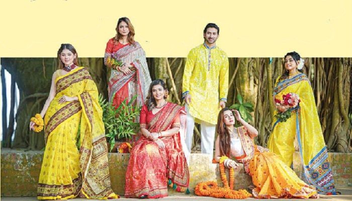 ভালোবাসাময় বসন্তে রঙিন 