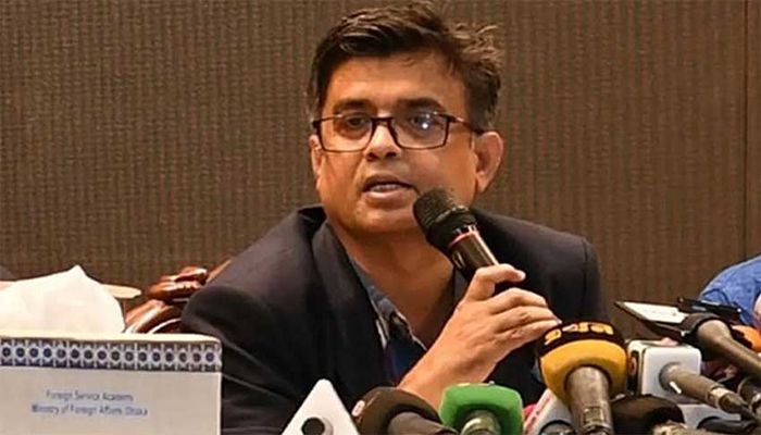 ‘সরকারের সমালোচনা করা যায় এমন সাংবাদিকতা নিশ্চিত করতে হবে’