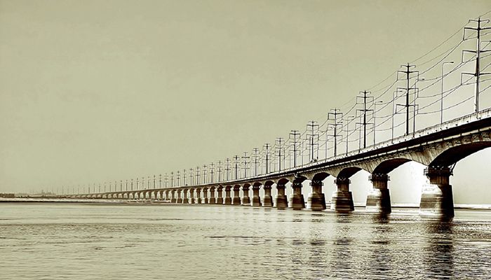 আজ থেকে যমুনা সেতুতে চলবে না ট্রেন 
