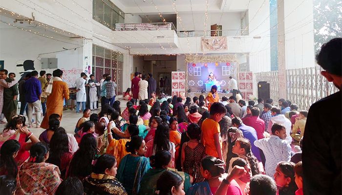 সরস্বতী পূজার আয়োজনে রাজনৈতিক প্রভাবমুক্ত বুটেক্স