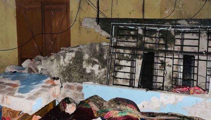 ধামরাইয়ে গ্যাস লিকেজ থেকে বিস্ফোরণে দম্পতি দগ্ধ