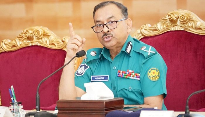 পুলিশি তৎপরতায় ছিনতাই কমেছে: ডিএমপি কমিশনার