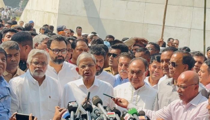 নির্বাচন নিয়ে প্রধান উপদেষ্টার বক্তব্যে ‘হতাশ’ ফখরুল