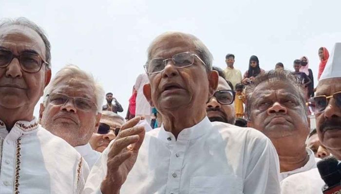 অন্তর্বর্তী সরকার প্রতিশ্রুতি পূরণ করবে, প্রত্যাশা ফখরুলের