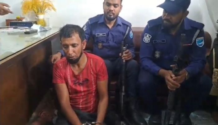 নারায়ণগঞ্জে শিশু ধর্ষণ চেষ্টায় দোকানিকে পিটুনি